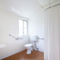 Leaders/Disabled Bathroom in Boys Dorm